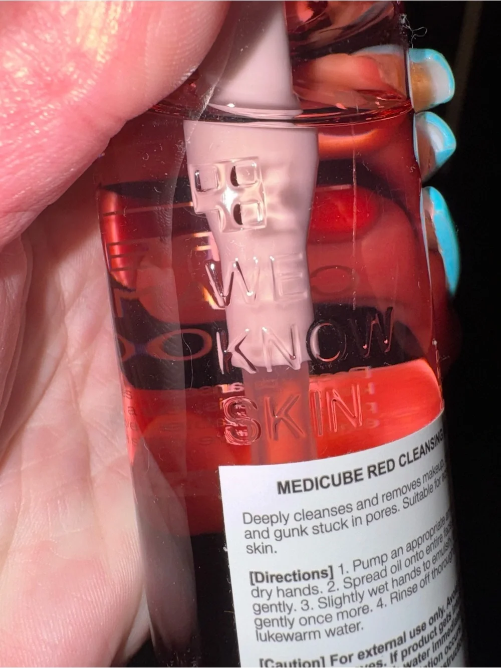 Red cleansing oil